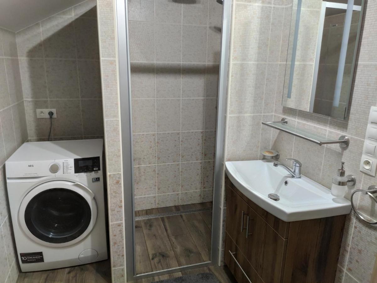 Apartman Высоке-над-Йизероу Экстерьер фото